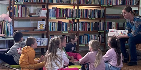 Motylki na lekcji bibliotecznej
